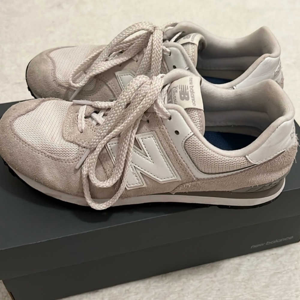 new balance 574 size 5 kids